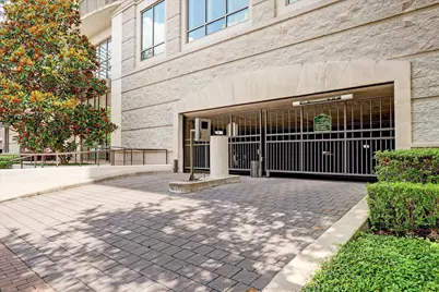 2211 Briarglen Drive #505, Houston, TX 77027 - Photo 23