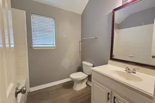 12015 Rosecroft Dr, Houston, TX 77048 - Photo 13