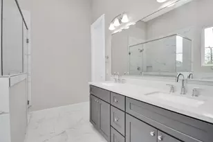 2903 Sherwood Grn Ln, Houston, TX 77092 - Photo 29