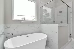 2903 Sherwood Grn Ln, Houston, TX 77092 - Photo 31