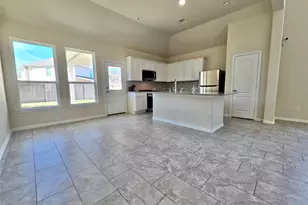 2230 Sherwood Gln Rd, Conroe, TX 77306 - Photo 3