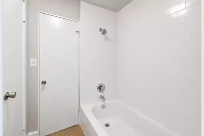5353 Institute Lane #8, Houston, TX 77005 - Photo 13