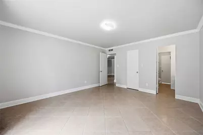 5353 Institute Lane #8, Houston, TX 77005 - Photo 11