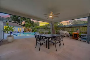 2114 Ashgrove Dr, Houston, TX 77077 - Photo 33