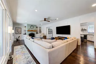 2114 Ashgrove Dr, Houston, TX 77077 - Photo 15