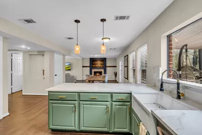 11 Snapdragon Court, The Woodlands, TX 77381 - Photo 25