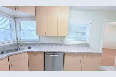 5235 Mimosa Drive, Bellaire, TX 77401 - Photo 11