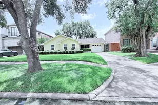 5235 Mimosa Dr, Bellaire, TX 77401 - Photo 1
