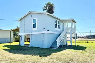 1106 Gulfview Ln, Freeport, TX 77541 - Photo 1