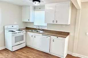 1106 Gulfview Ln, Freeport, TX 77541 - Photo 5