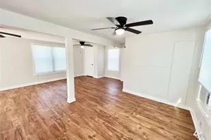 1106 Gulfview Ln, Freeport, TX 77541 - Photo 3
