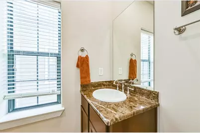 1130 Hempstead Villa Lane, Houston, TX 77008 - Photo 37