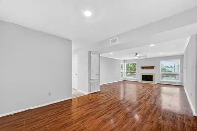 3700 W Clay Street #244, Houston, TX 77019 - Photo 9