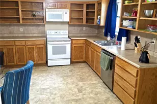 307 5th St St, Sutherland Springs, TX 78161 - Photo 17