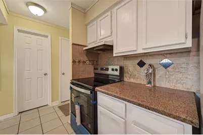 10075 Westpark Drive #84, Houston, TX 77042 - Photo 9