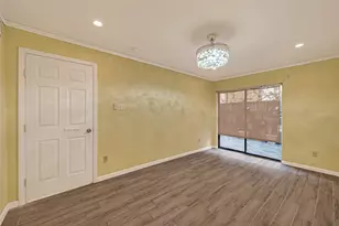 10075 Westpark Dr, Houston, TX 77042 - Photo 13