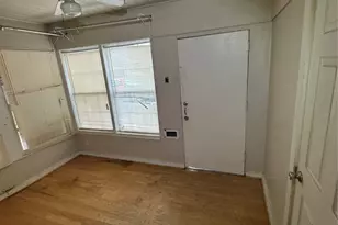 205 Caplin St, Houston, TX 77022 - Photo 9