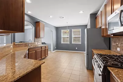 970 Jennifer Street, Alvin, TX 77511 - Photo 13