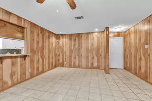 2202 Harlow Ln, Huntsville, TX 77320 - Photo 9