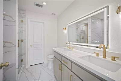 6627 Alum Rock Lane, Houston, TX 77048 - Photo 19