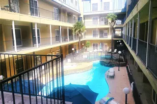 921 Marine Dr, Galveston, TX 77550 - Photo 9