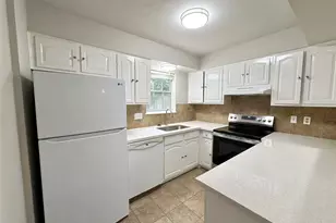 857 Wax Myrtle Ln, Houston, TX 77079 - Photo 1