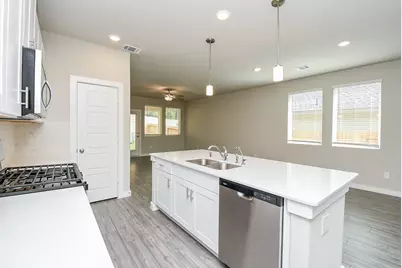 2022 W Darlington Oak Court, Conroe, TX 77304 - Photo 13