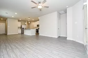 2022 W Darlington Oak Ct, Conroe, TX 77304 - Photo 19