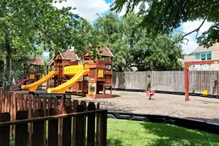 11818 Castle Ridge Dr, Houston, TX 77077 - Photo 37