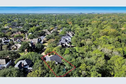 11818 Castle Ridge Drive, Houston, TX 77077 - Photo 35