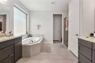 5107 Albany Shores Ln, Fulshear, TX 77441 - Photo 5