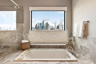 306 W Saulnier St, Houston, TX 77019 - Photo 37