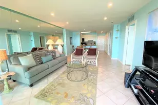 1401 E Beach Dr, Galveston, TX 77550 - Photo 7