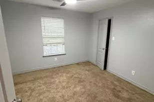 13843 Daehne Dr, Houston, TX 77014 - Photo 13