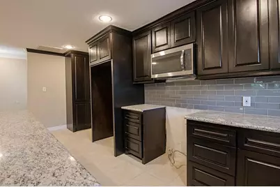 6514 Reamer Street, Houston, TX 77074 - Photo 9