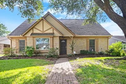 302 W Lochnell Drive, Houston, TX 77062 - Photo 3