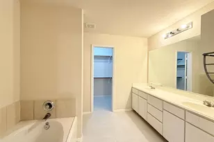 10515 Ince Ln, Houston, TX 77040 - Photo 11