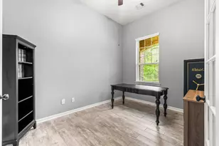 113 Logan Pass Ct, Montgomery, TX 77316 - Photo 3