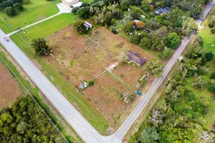 7442 County Rd 42, Rosharon, TX 77583 - Photo 1