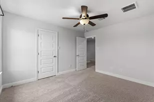 4207 W Bayou Maison Cir, Dickinson, TX 77539 - Photo 23