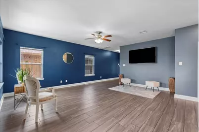 4207 W Bayou Maison Circle, Dickinson, TX 77539 - Photo 5