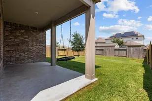 4207 W Bayou Maison Cir, Dickinson, TX 77539 - Photo 29