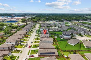 4207 W Bayou Maison Cir, Dickinson, TX 77539 - Photo 35