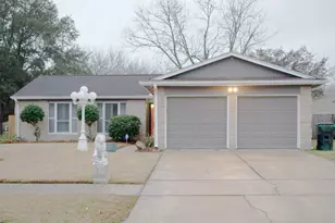 10114 Kirkvale Dr, Houston, TN 77089 - Photo 1