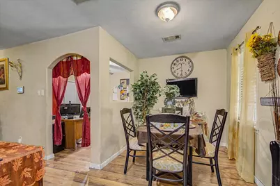 2655 Holton Road, Beaumont, TX 77707 - Photo 11