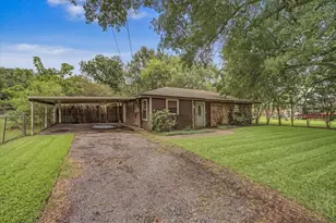 2655 Holton Rd, Beaumont, TX 77707 - Photo 3