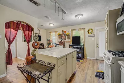 2655 Holton Road, Beaumont, TX 77707 - Photo 9