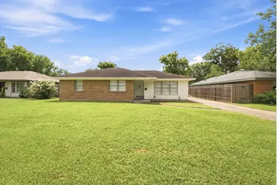 914 Martha Street, Deer Park, TX 77536 - Photo 1
