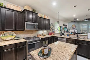 1940 Honey Laurel Dr, Conroe, TX 77304 - Photo 11