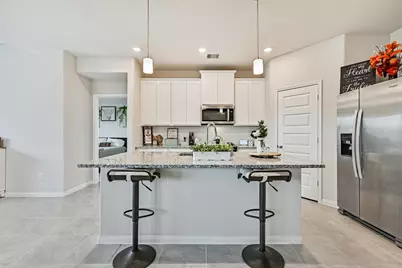 10409 Deussen Lane, Texas City, TX 77591 - Photo 7